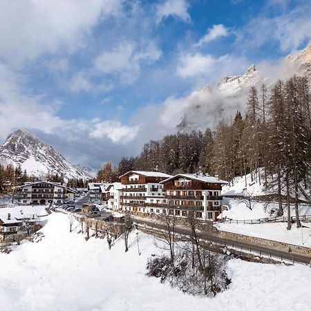 Hotel Des Alpes Cortina dʼAmpezzo Extérieur photo