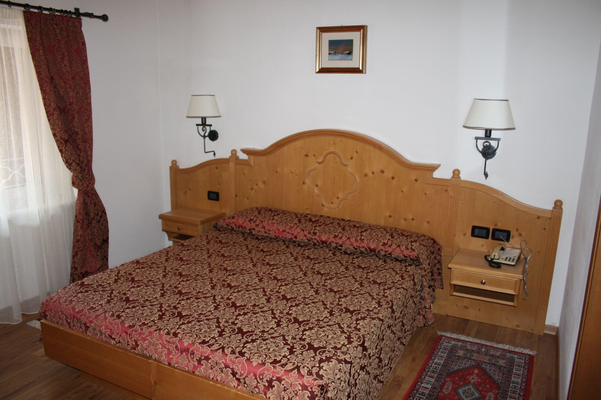 Hotel Des Alpes Cortina dʼAmpezzo Extérieur photo