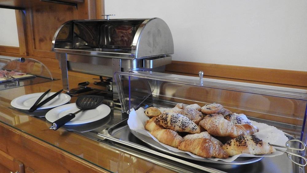 Hotel Des Alpes Cortina dʼAmpezzo Extérieur photo