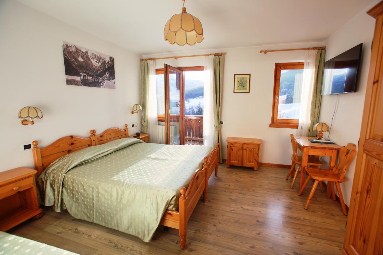 Hotel Des Alpes Cortina dʼAmpezzo Extérieur photo
