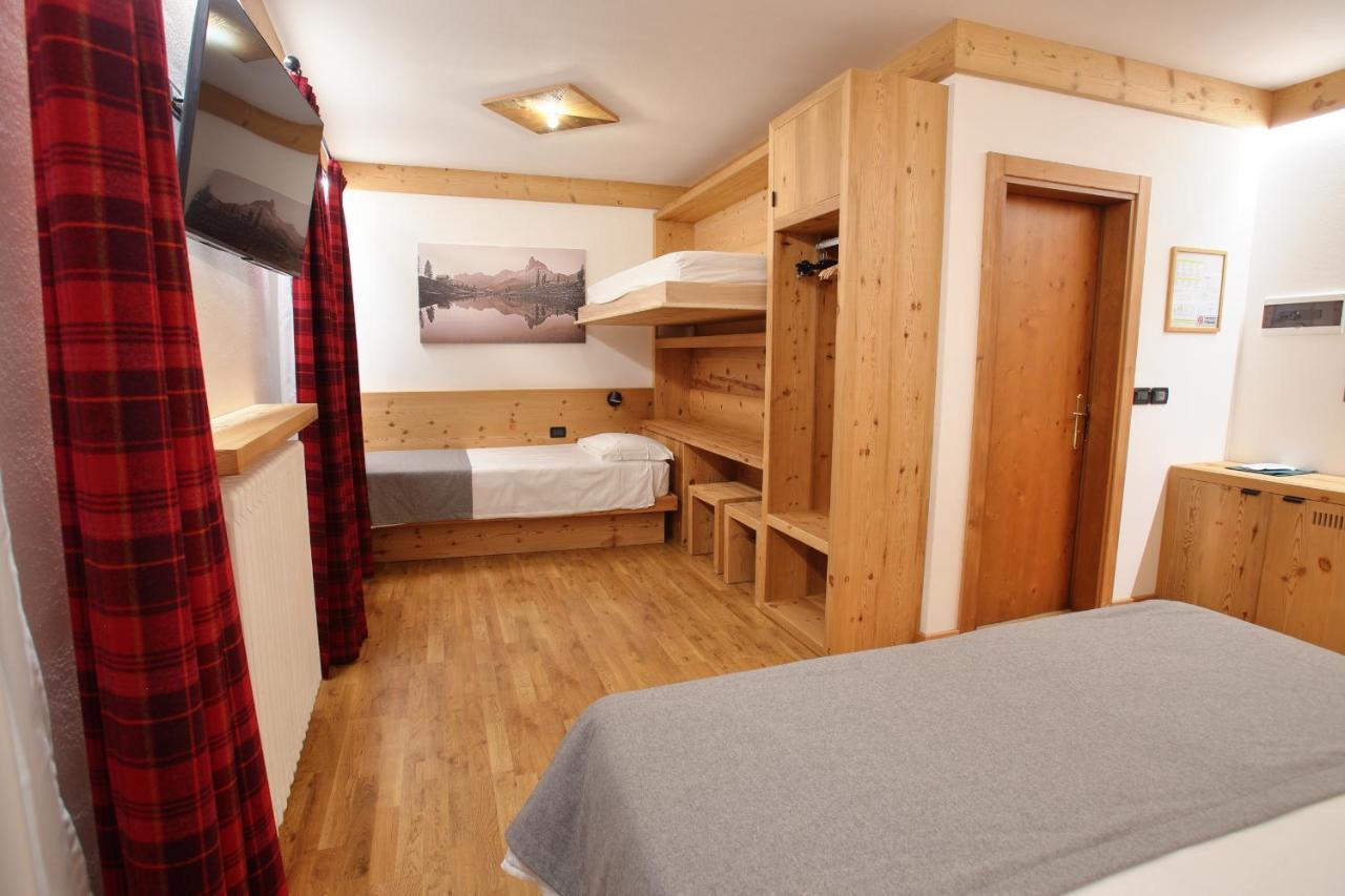 Hotel Des Alpes Cortina dʼAmpezzo Extérieur photo